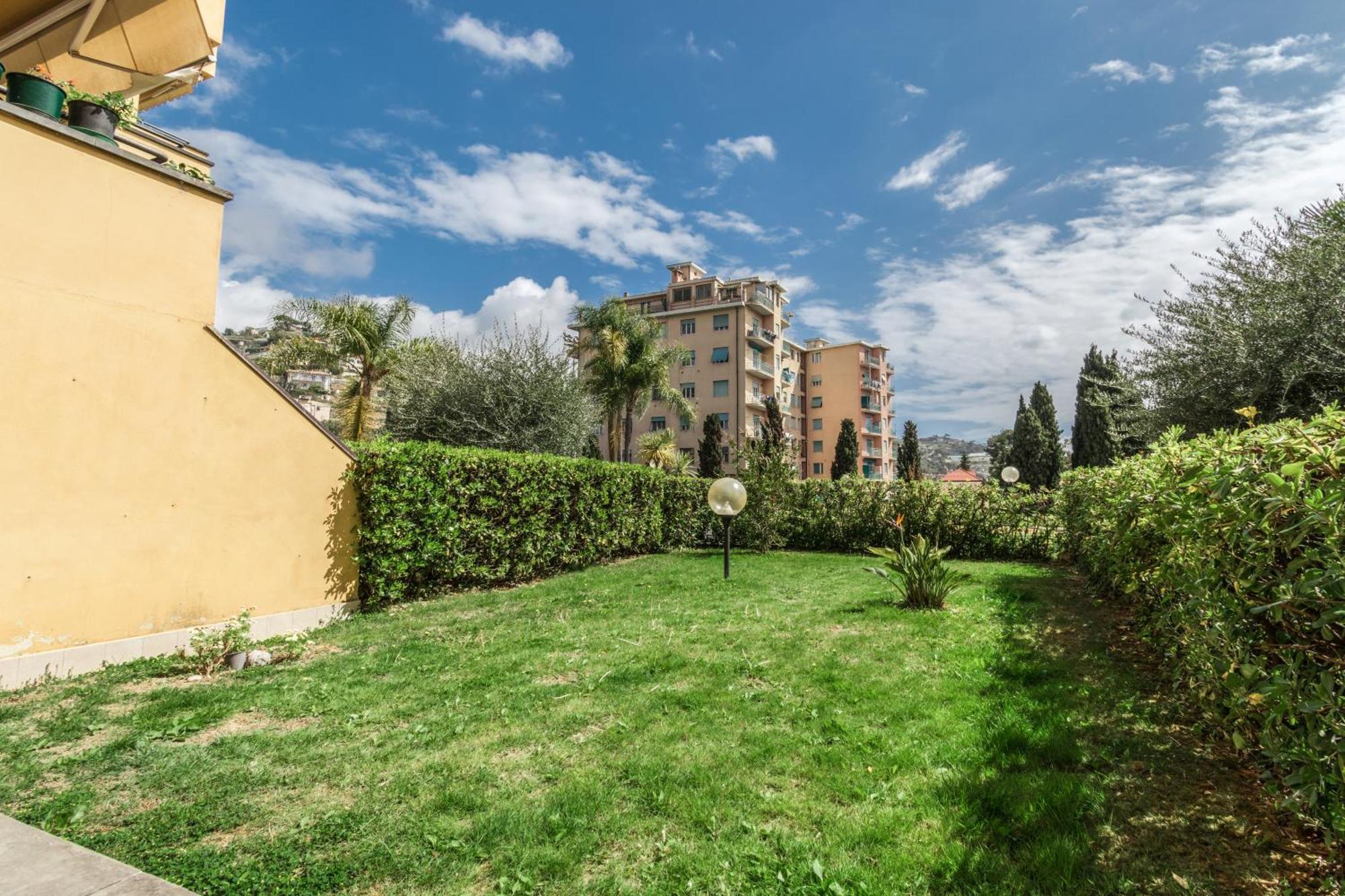 Elegante Appartamento Con Piscina - Wi-Fi & Box Privato Sanremo Exterior photo